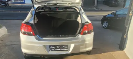 CHEVROLET Onix Hatch 1.4 4P FLEX LT, Foto 17