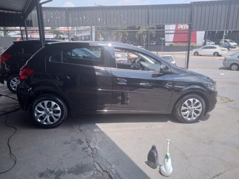 CHEVROLET Onix Hatch 1.0 4P FLEX JOY BLACK, Foto 2