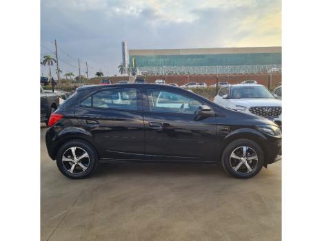 CHEVROLET Onix Hatch 1.4 4P FLEX LTZ, Foto 4