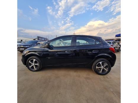 CHEVROLET Onix Hatch 1.4 4P FLEX LTZ, Foto 8
