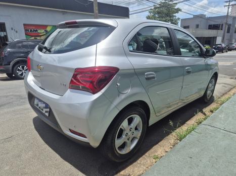 CHEVROLET Onix Hatch 1.4 4P FLEX LT, Foto 7