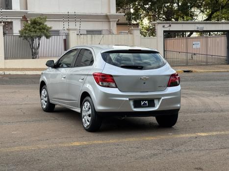 CHEVROLET Onix Hatch 1.4 4P FLEX LT AUTOM�TICO, Foto 6