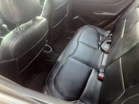 CHEVROLET Onix Hatch 1.4 4P FLEX LTZ AUTOM�TICO, Foto 8