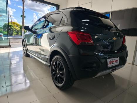 CHEVROLET Onix Hatch 1.4 4P FLEX ACTIV AUTOM�TICO, Foto 8