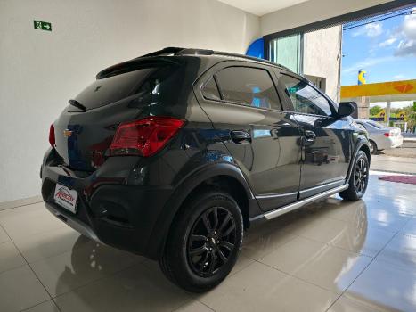 CHEVROLET Onix Hatch 1.4 4P FLEX ACTIV AUTOM�TICO, Foto 9