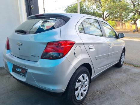 CHEVROLET Onix Hatch 1.4 4P FLEX LT, Foto 4