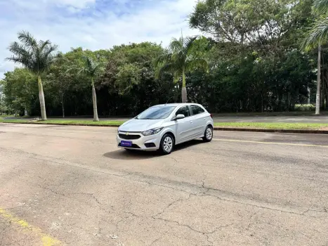 CHEVROLET Onix Hatch 1.4 4P FLEX LT, Foto 8