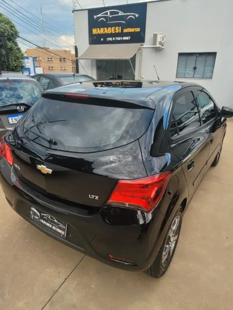 CHEVROLET Onix Hatch 1.4 4P FLEX LTZ AUTOM�TICO, Foto 4