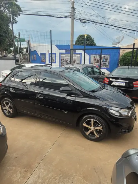 CHEVROLET Onix Hatch 1.4 4P FLEX LTZ AUTOM�TICO, Foto 5