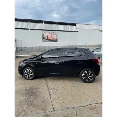 CHEVROLET Onix Hatch 1.0 4P FLEX JOY BLACK, Foto 5