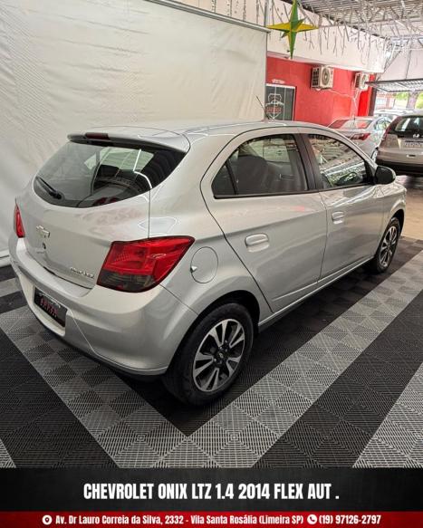 CHEVROLET Onix Hatch 1.4 4P FLEX LTZ AUTOM�TICO, Foto 5