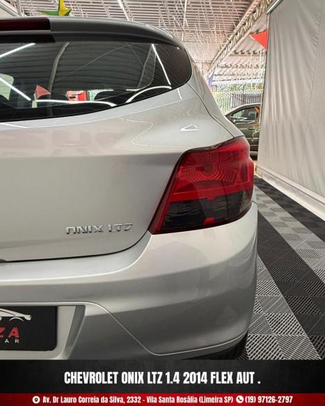 CHEVROLET Onix Hatch 1.4 4P FLEX LTZ AUTOM�TICO, Foto 6