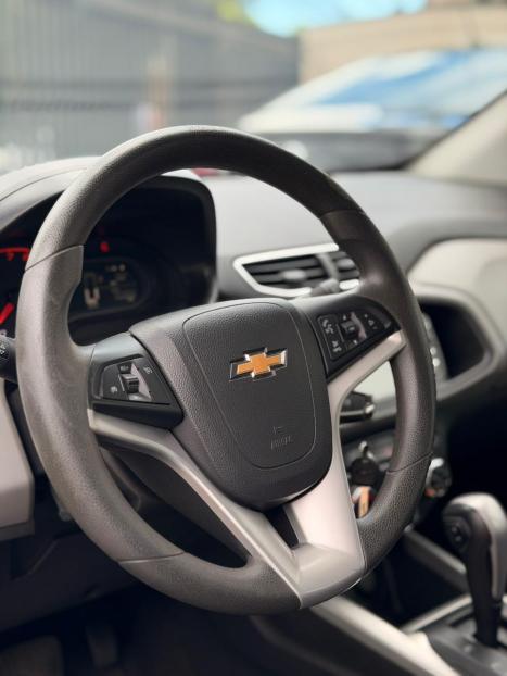 CHEVROLET Onix Hatch 1.4 4P FLEX LT AUTOM�TICO, Foto 5