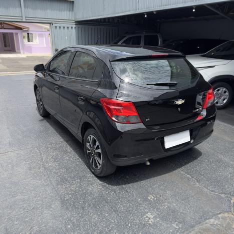 CHEVROLET Onix Hatch 1.4 4P FLEX LTZ, Foto 6