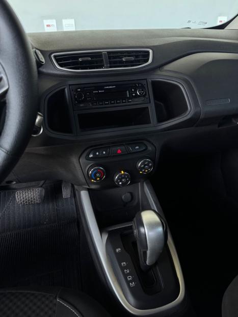 CHEVROLET Onix Hatch 1.4 4P FLEX ADVANTAGE AUTOM�TICO, Foto 6