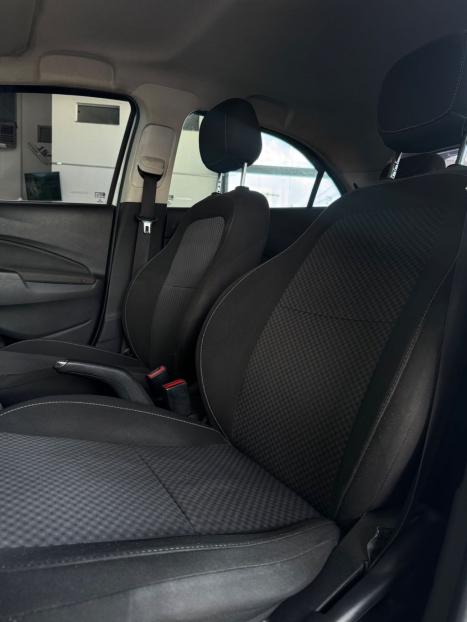 CHEVROLET Onix Hatch 1.4 4P FLEX ADVANTAGE AUTOM�TICO, Foto 7