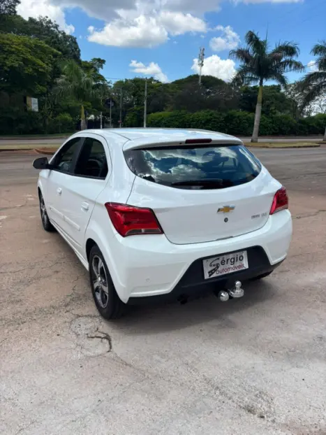 CHEVROLET Onix Hatch 1.4 4P FLEX LTZ AUTOM�TICO, Foto 6