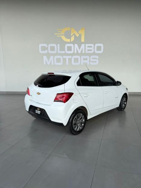 CHEVROLET Onix Hatch 1.4 4P FLEX ADVANTAGE AUTOM�TICO, Foto 4