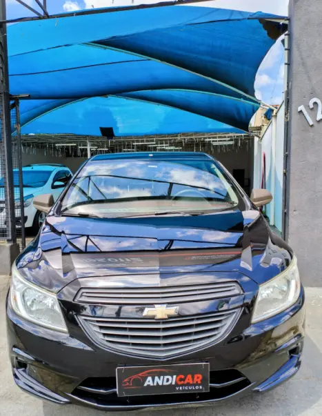 CHEVROLET Onix Hatch 1.0 4P FLEX LS, Foto 2