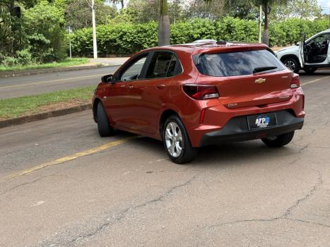 CHEVROLET Onix Hatch 1.0 12V 4P FLEX PREMIER TURBO AUTOM�TICO, Foto 4