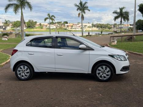 CHEVROLET Onix Hatch 1.4 4P FLEX LT, Foto 4