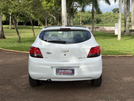 CHEVROLET Onix Hatch 1.4 4P FLEX LT, Foto 7