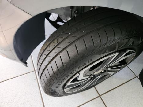 CHEVROLET Onix Hatch 1.0 12V 4P FLEX LT TURBO, Foto 13