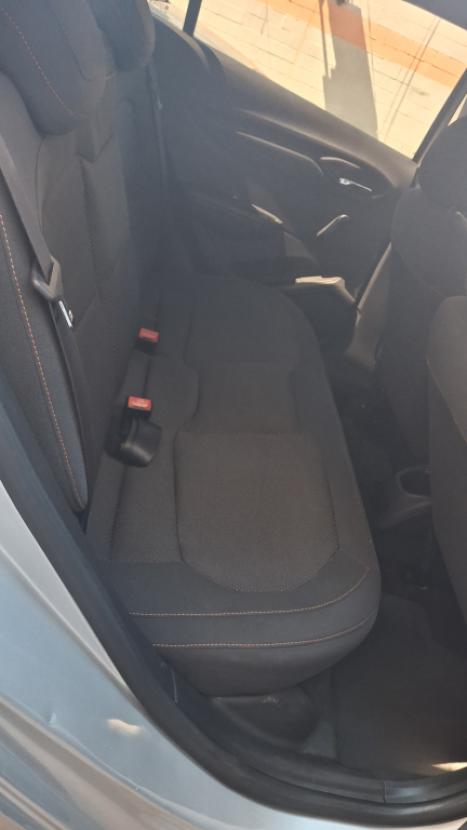 CHEVROLET Onix Hatch 1.4 4P FLEX LT, Foto 9