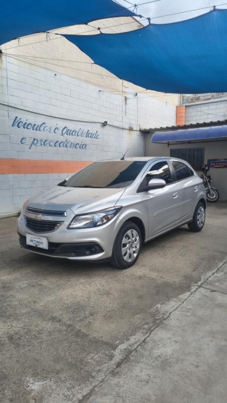 CHEVROLET Onix Hatch 1.4 4P FLEX LT, Foto 5