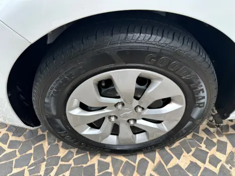 CHEVROLET Onix Hatch 1.0 4P FLEX JOY, Foto 11