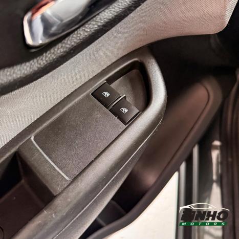 CHEVROLET Onix Hatch 1.4 4P FLEX LT, Foto 13