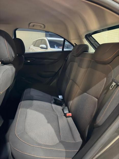 CHEVROLET Onix Hatch 1.4 4P FLEX LTZ, Foto 9