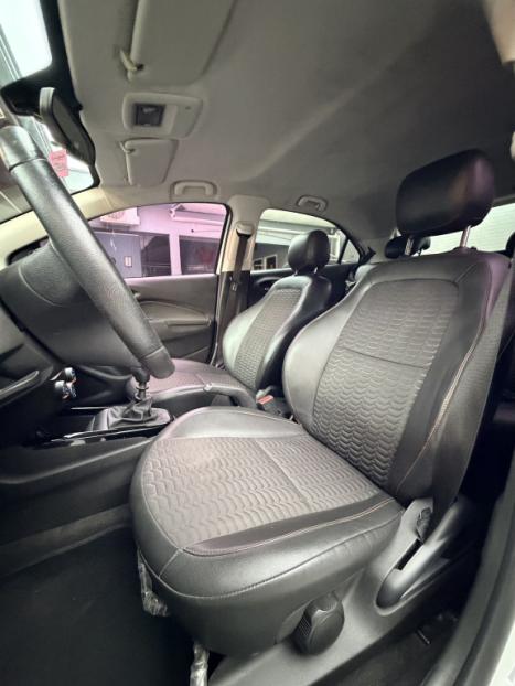 CHEVROLET Onix Hatch 1.4 4P FLEX LTZ, Foto 11