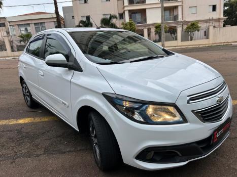 CHEVROLET Onix Hatch 1.4 4P FLEX LTZ, Foto 2