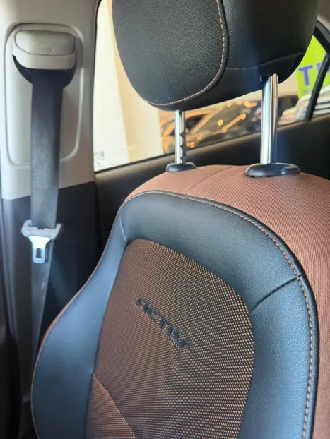 CHEVROLET Onix Hatch 1.4 4P FLEX ACTIV, Foto 13