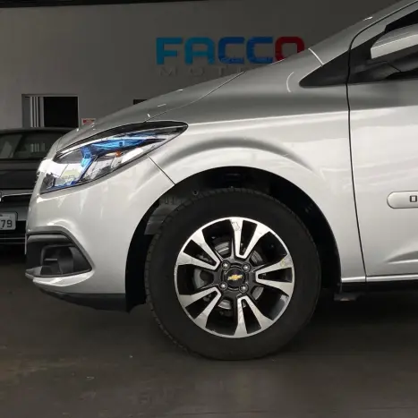 CHEVROLET Onix Hatch 1.4 4P FLEX LTZ AUTOM�TICO, Foto 9