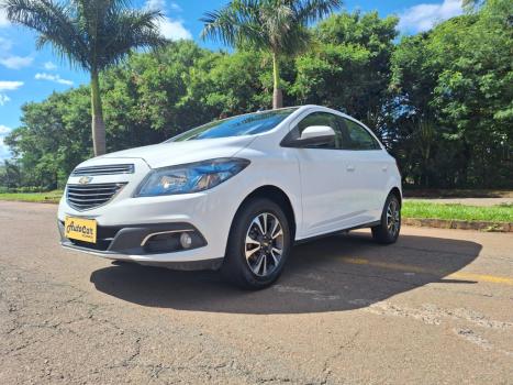 CHEVROLET Onix Hatch 1.4 4P FLEX LTZ, Foto 3