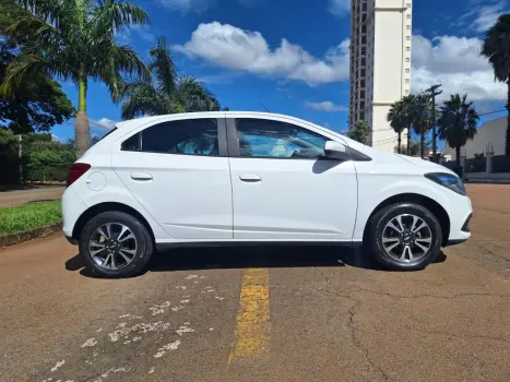 CHEVROLET Onix Hatch 1.4 4P FLEX LTZ, Foto 7