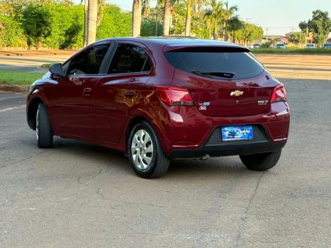 CHEVROLET Onix Hatch 1.4 4P FLEX LT, Foto 4
