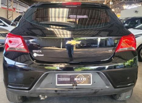 CHEVROLET Onix Hatch 1.4 4P FLEX LT, Foto 11