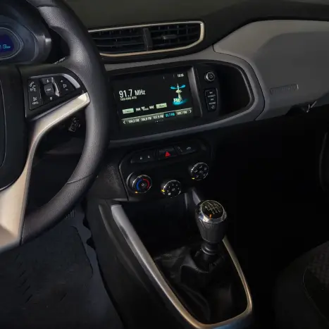 CHEVROLET Onix Hatch 1.4 4P FLEX LT, Foto 12