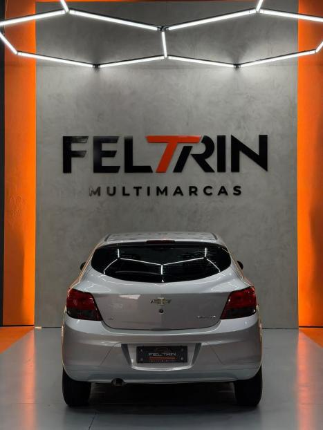 CHEVROLET Onix Hatch 1.4 4P FLEX LT, Foto 5