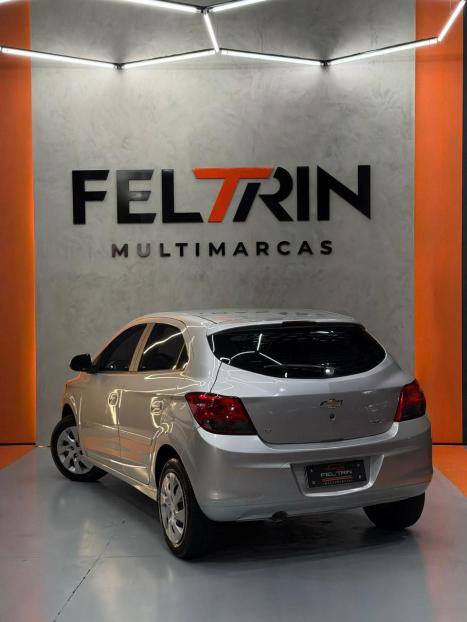 CHEVROLET Onix Hatch 1.4 4P FLEX LT, Foto 6