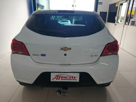 CHEVROLET Onix Hatch 1.4 4P FLEX LT, Foto 10