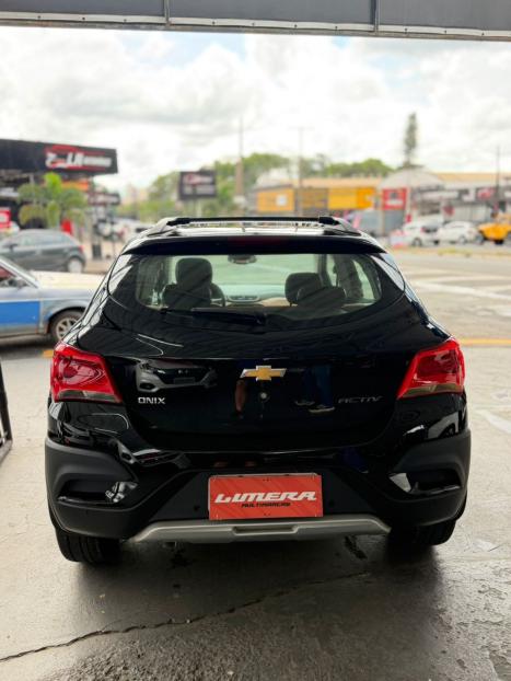CHEVROLET Onix Hatch 1.4 4P FLEX ACTIV AUTOM�TICO, Foto 3