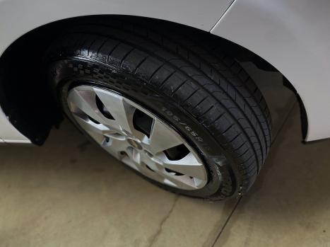 CHEVROLET Onix Hatch 1.4 4P FLEX LT, Foto 5