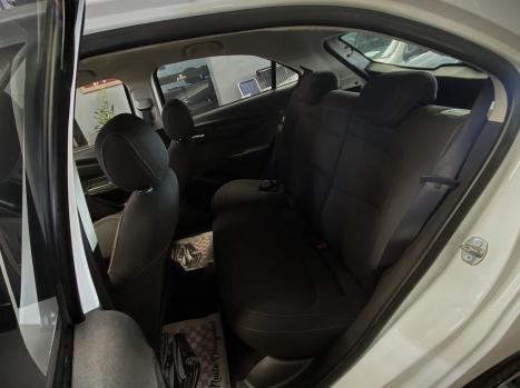 CHEVROLET Onix Hatch 1.4 4P FLEX LT, Foto 8