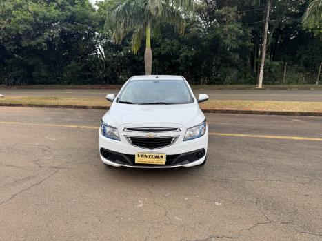 CHEVROLET Onix Hatch 1.4 4P FLEX LT, Foto 2