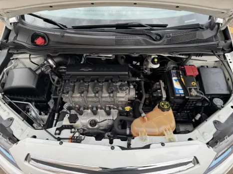 CHEVROLET Onix Hatch 1.4 4P FLEX LT, Foto 13