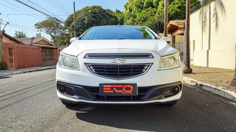 CHEVROLET Onix Hatch 1.0 4P FLEX LT, Foto 2